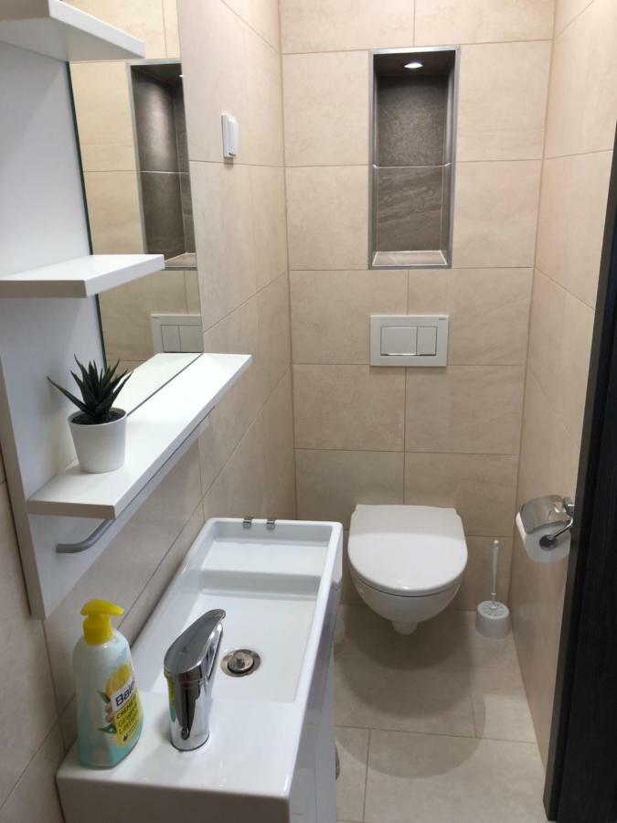 Duna Vendeghaz Hotel Fadd-Dombori Bagian luar foto