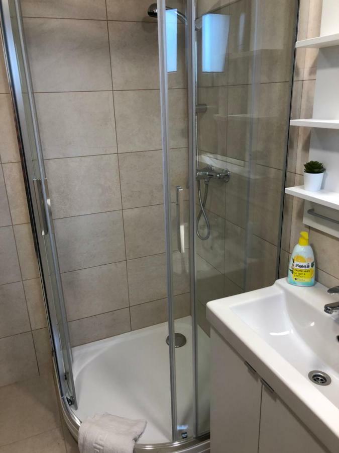 Duna Vendeghaz Hotel Fadd-Dombori Bagian luar foto